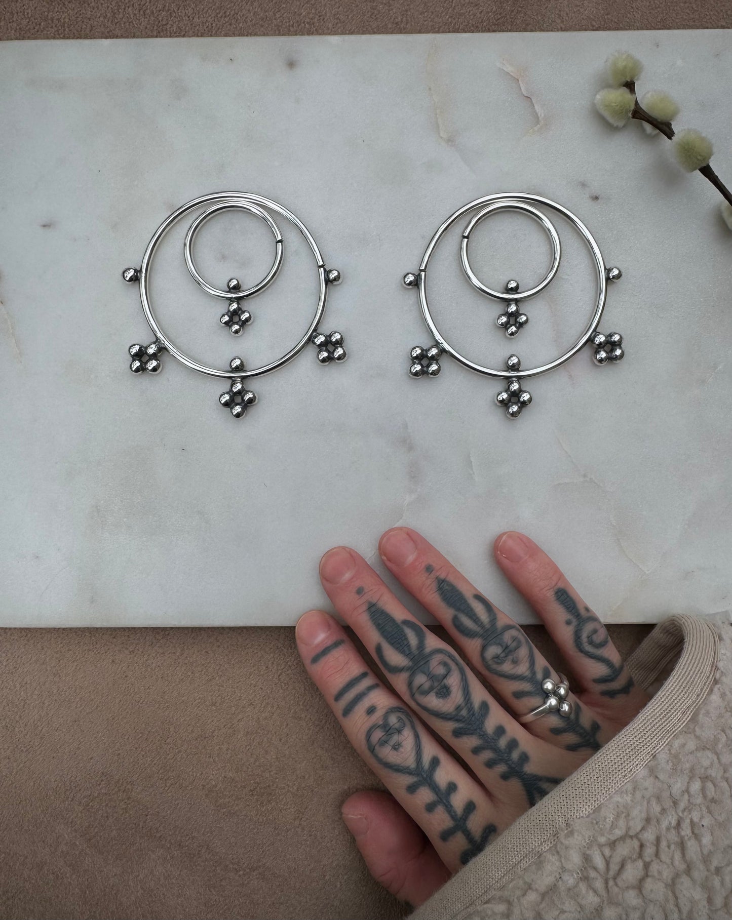 Set of two pair of earrings for streched ears