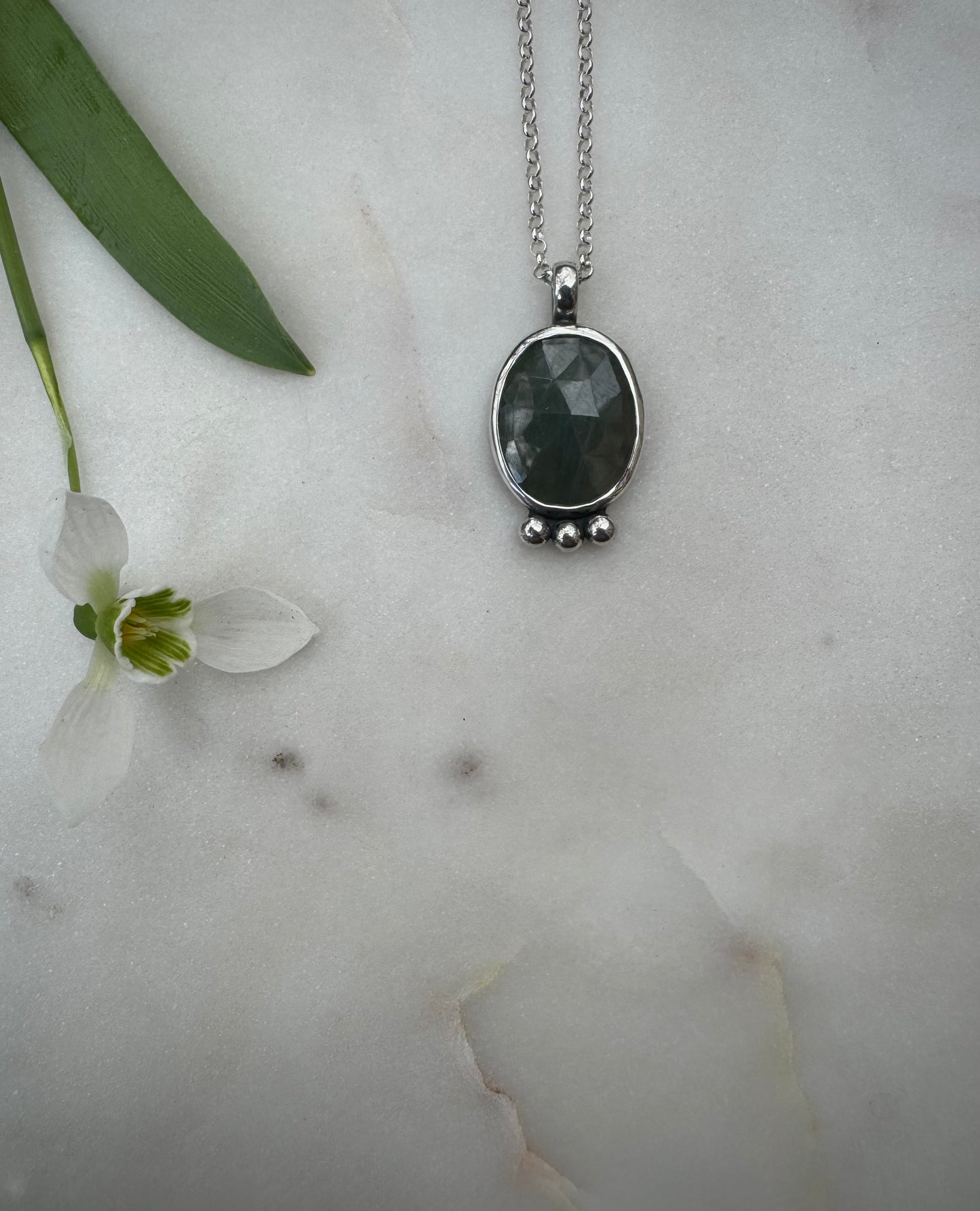 Rose cut sapphire necklace