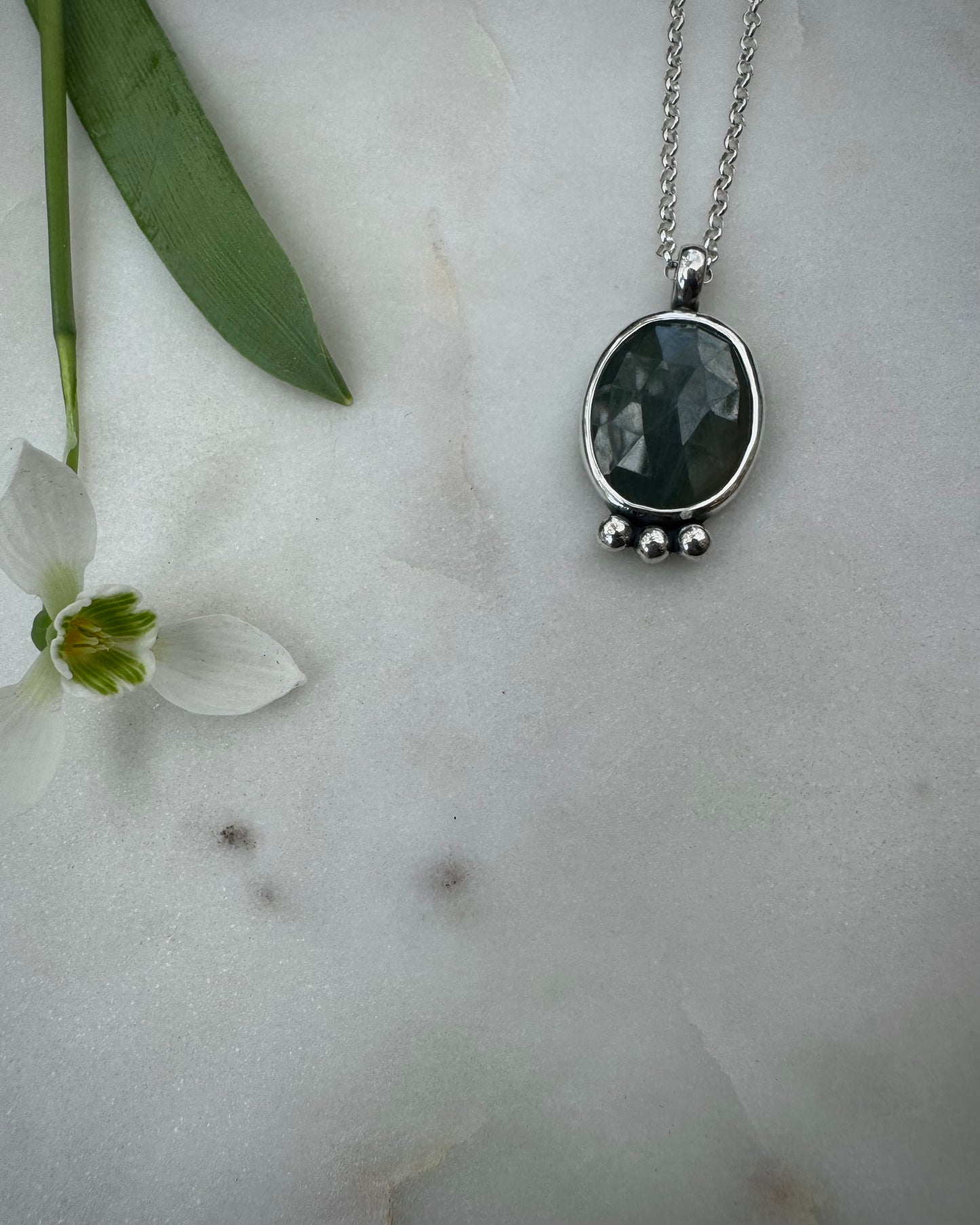 Rose cut sapphire necklace
