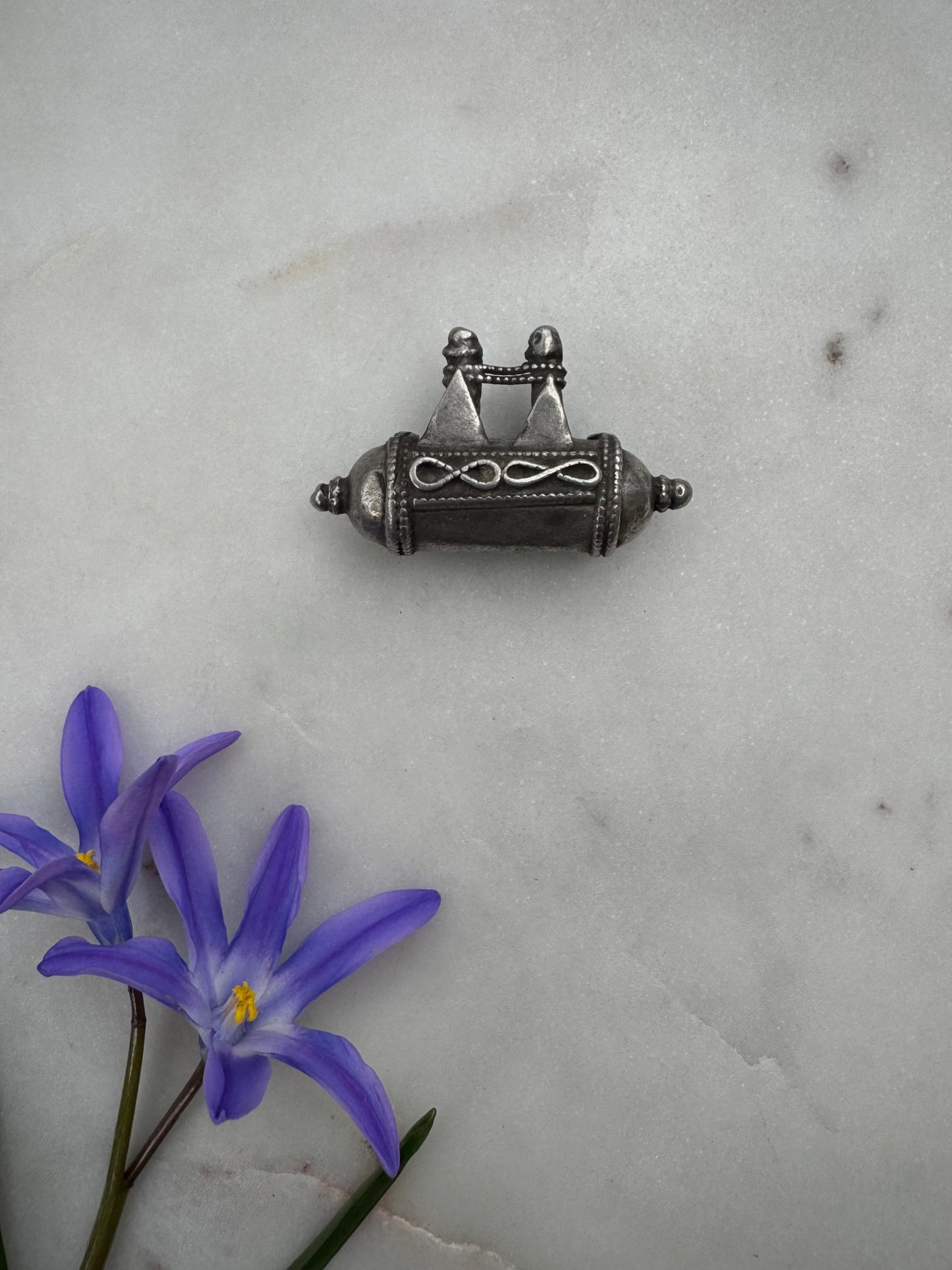 Infinity prayer box amulet
