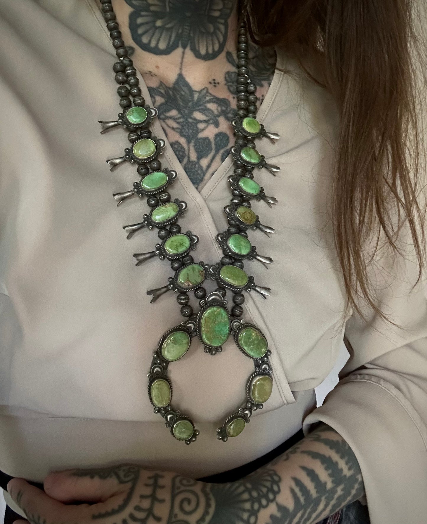 Beautiful vintage Navajo squash blossom necklace