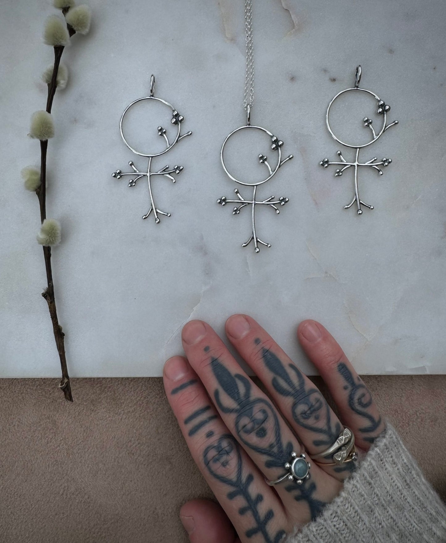 Flower venus necklace