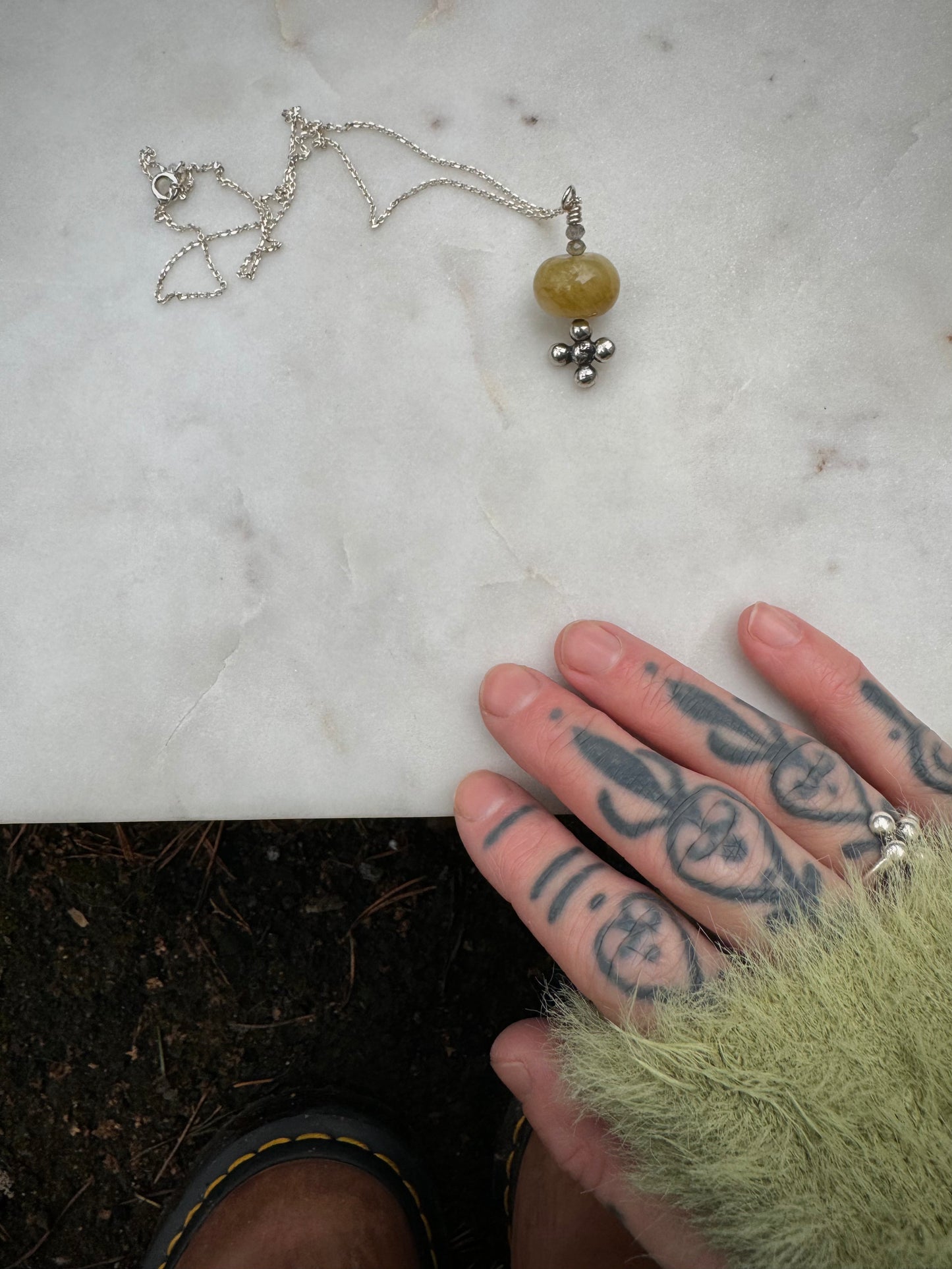 Jade necklace with labradorite
