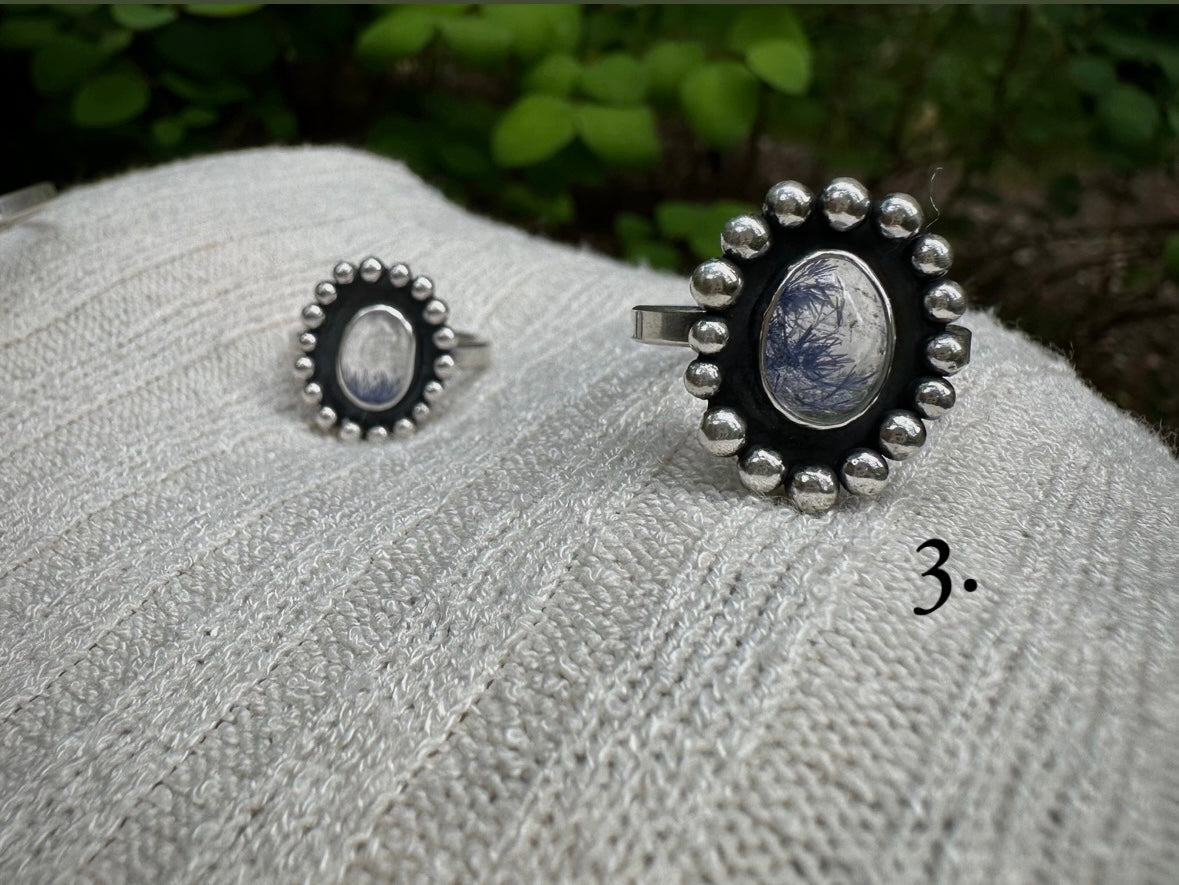 Dumortierite quartz rings