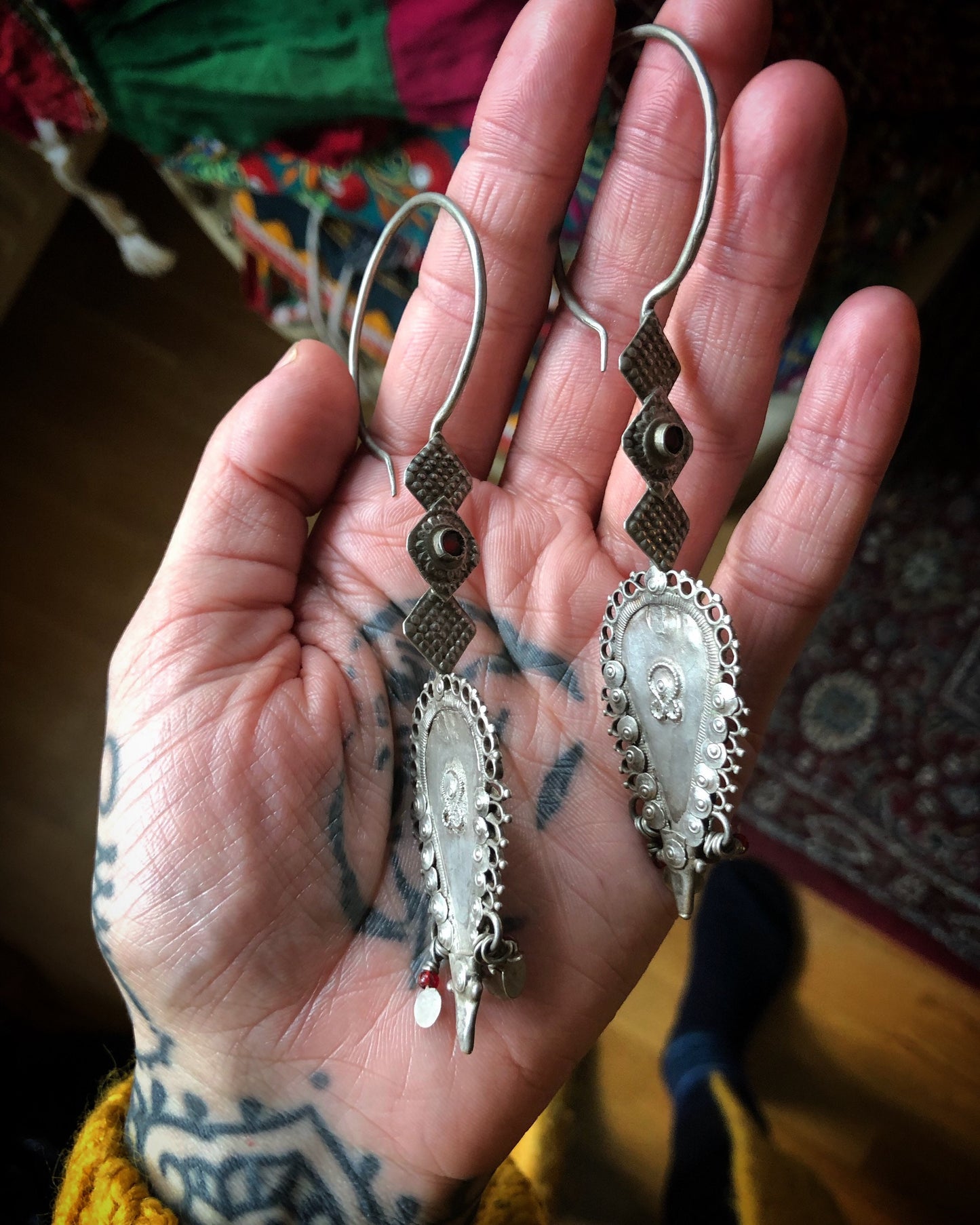 Old beautiful TRIBAL high grade silver earrings from Pakistan