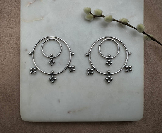 Set of two pair of earrings for streched ears