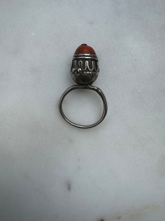 Antique ring from with coral Yemen